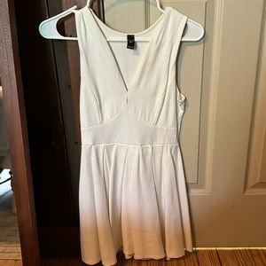 Windsor White Dress XS